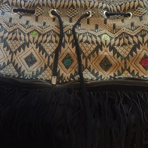 Boho Drawstring tassel bag - Picture 2 of 3